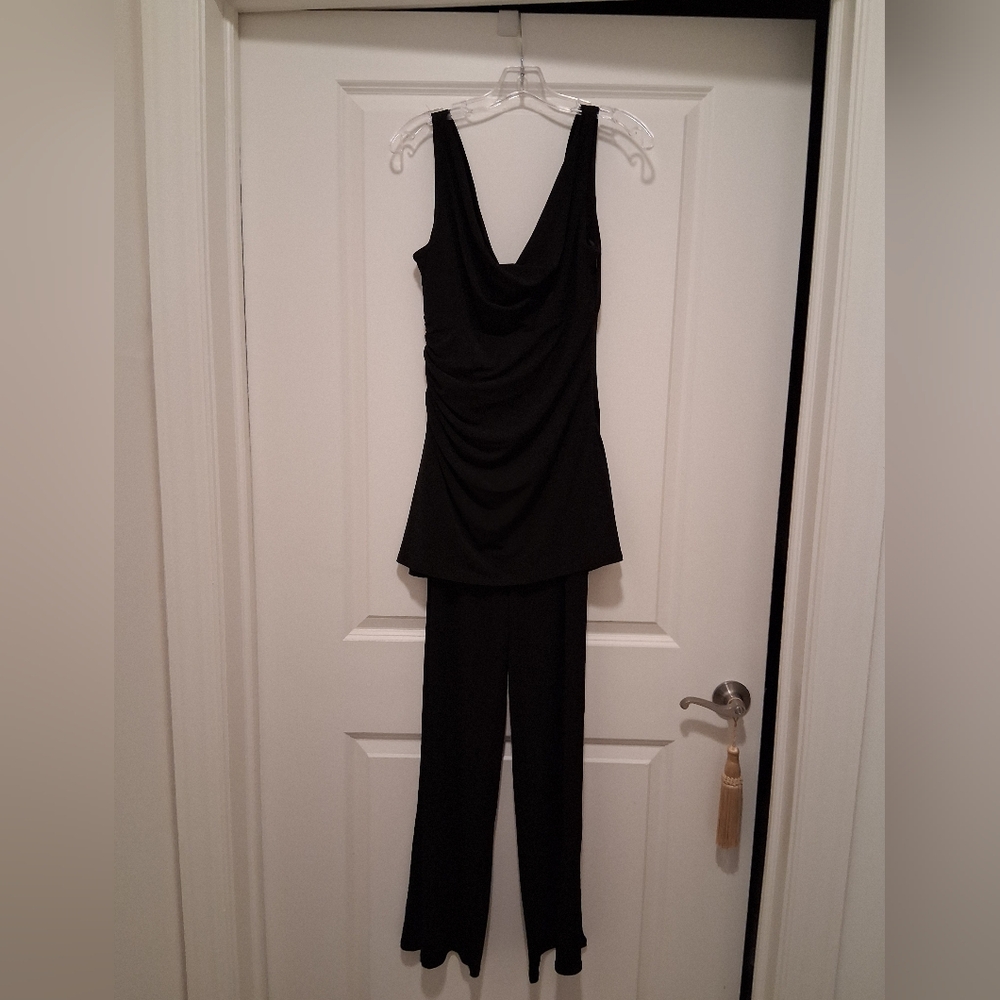 WHITEHOUSE BLACK MARKET ONE PIECE JUMPSUIT
